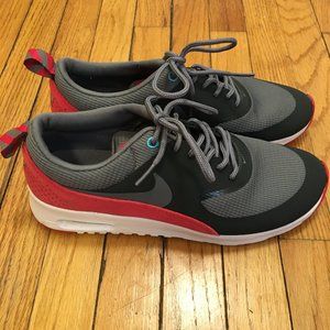 Nike Sneakers Grey Red White  US 8.5/UK 6